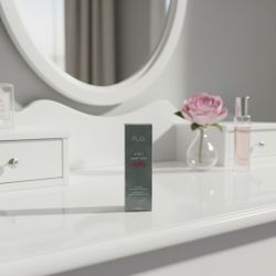 PÜR 4-in-1 Love Your Selfie Longwear Foundation & Concealer