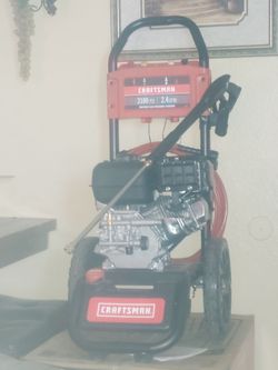 Craftsman 3100 PSI 2.4 GPM Gas Pressure Washer