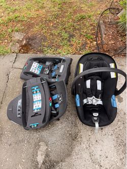 Cybex car seat with 2 bases