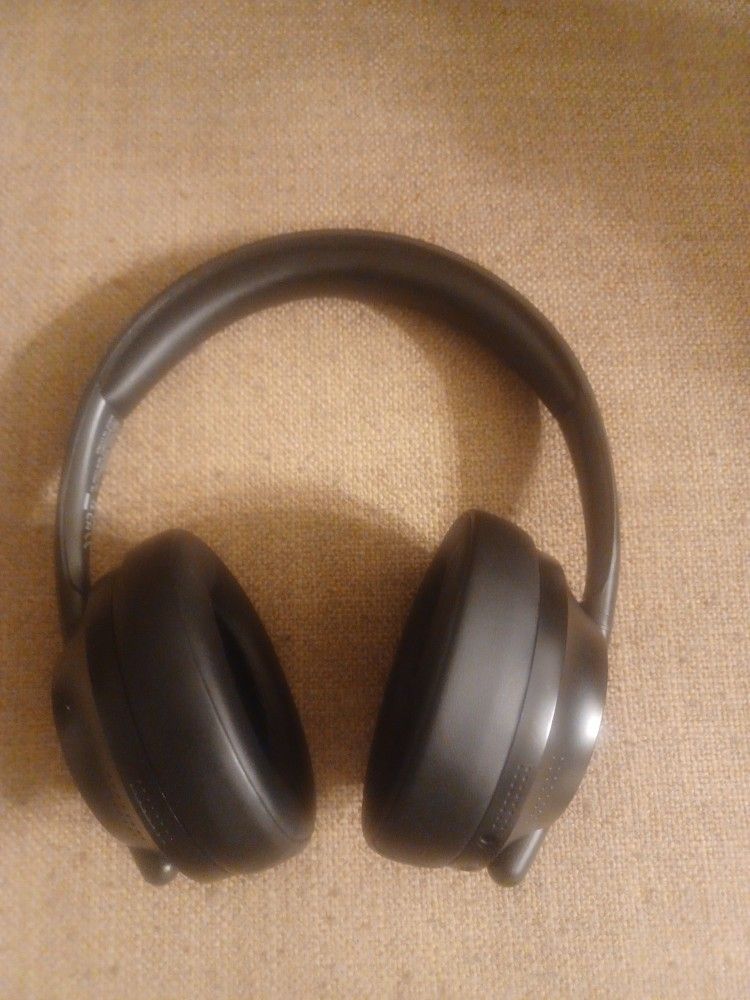 Simply Tech Wireless Bluetooth Headphones