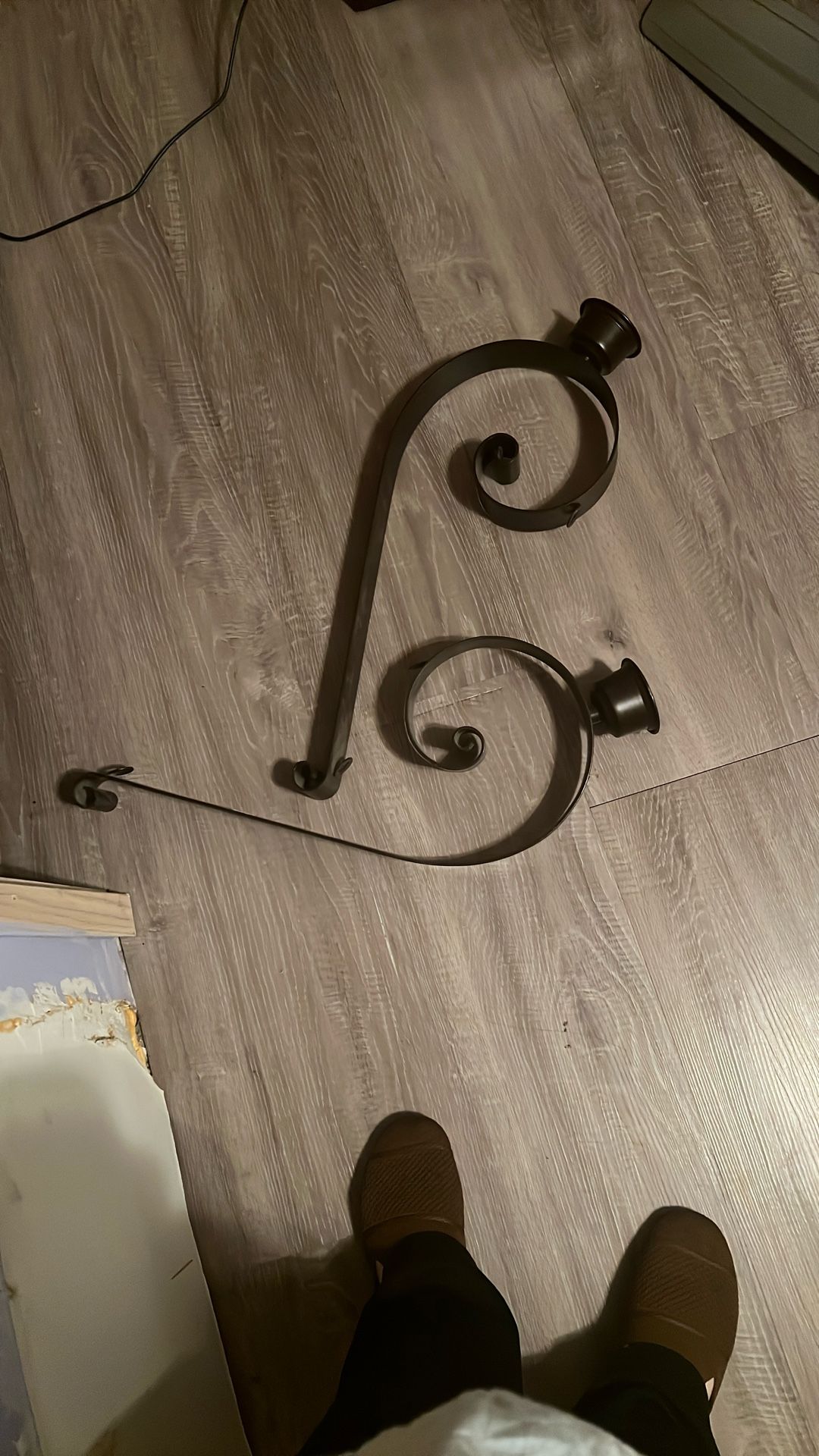 Candle holder