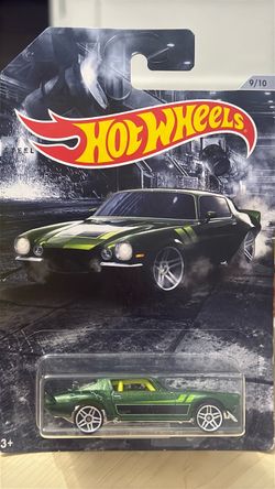 Hot Wheels Green Muscle Car Die-Cast 9/10