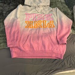 Women’s Hooded Sweatshirt W/pockets