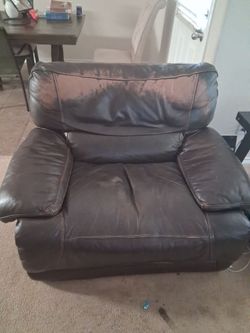 Big Recliner  Electric