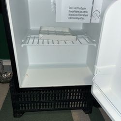 Small Fridge 
