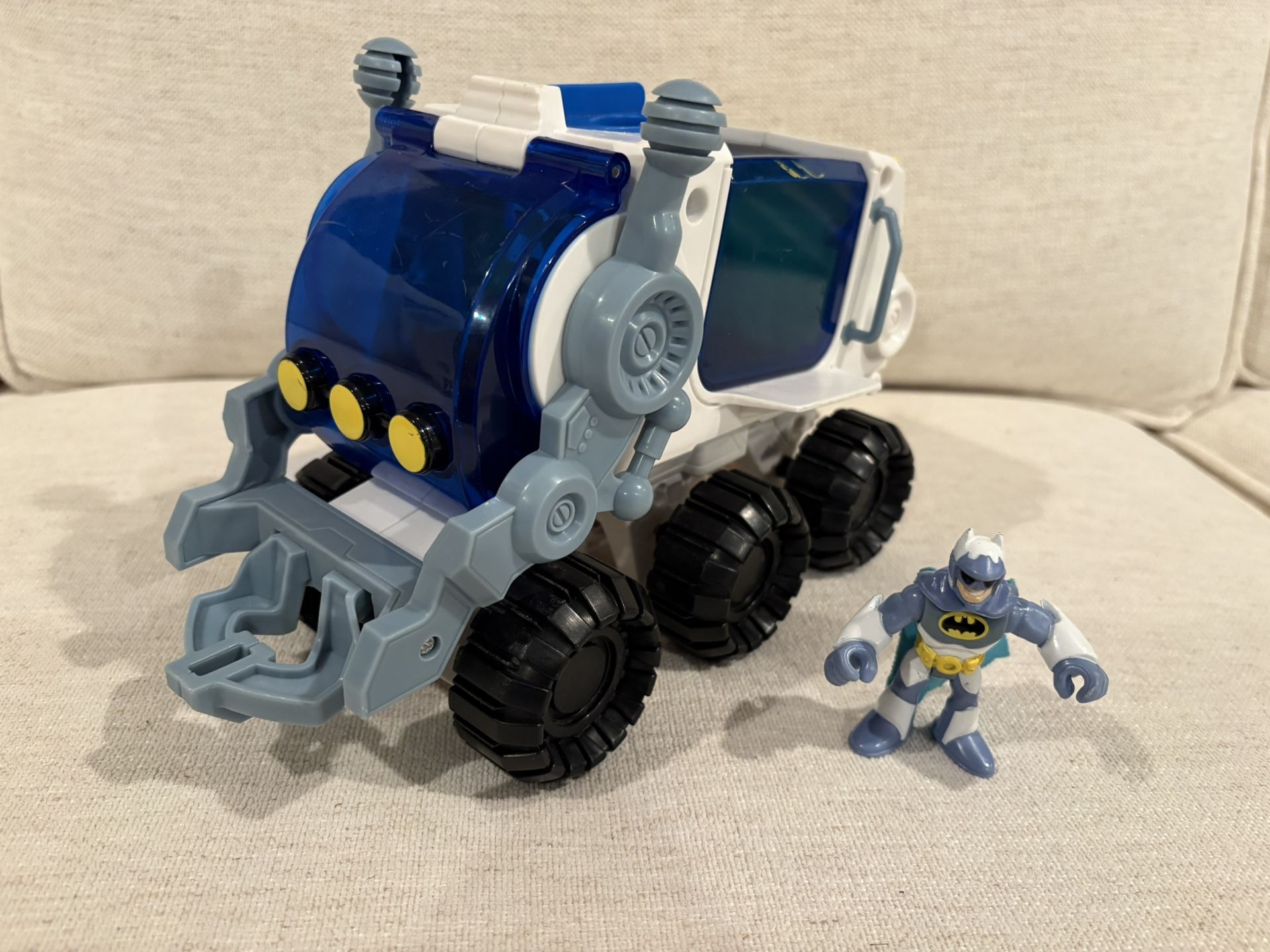 Imaginext Space Moon Hauler and Action Figure
