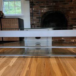 Entertainment Center- Tech Craft PTV582