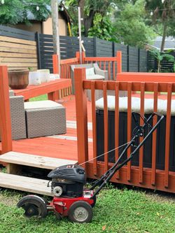 Yard machines 3.5hp Gas Lawn edger