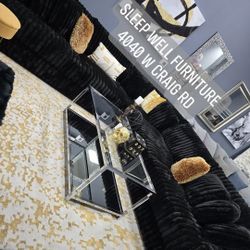 ✨️  Sectional Sofa ✨️ Furniture Queen Bedrooms, Dining Avail 