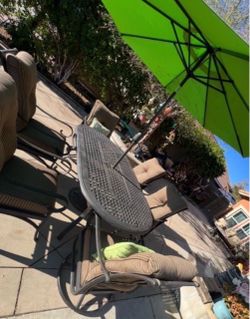 Outdoor Patio Dining Set with Umbrella
