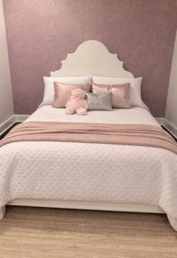 Crate and Barrel Kids Full Bed + dresser + mattress