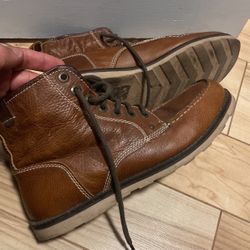 Boots 9.5 Men