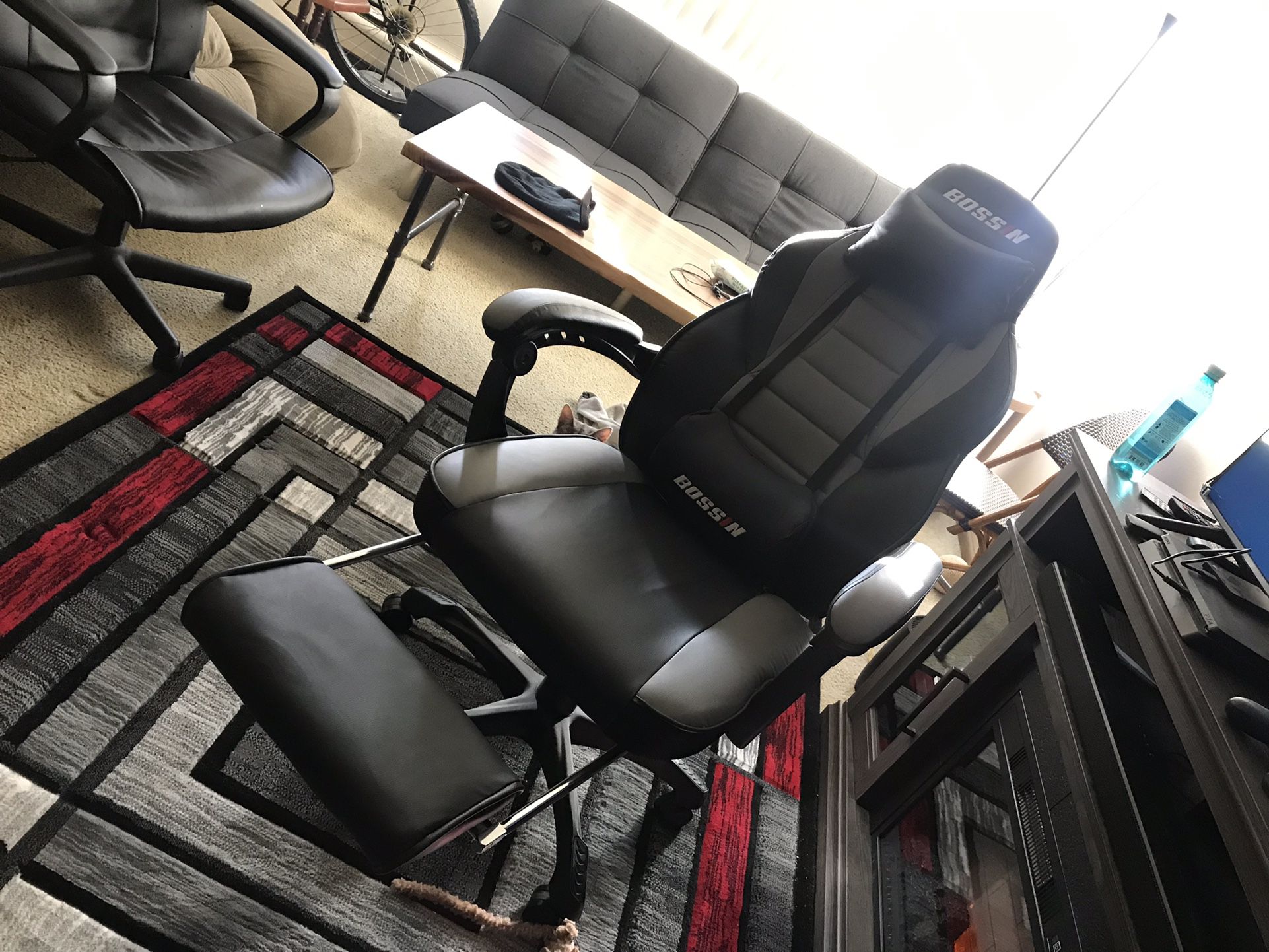 Grey BOSSIN Gaming / Computer Chair With Footrest 