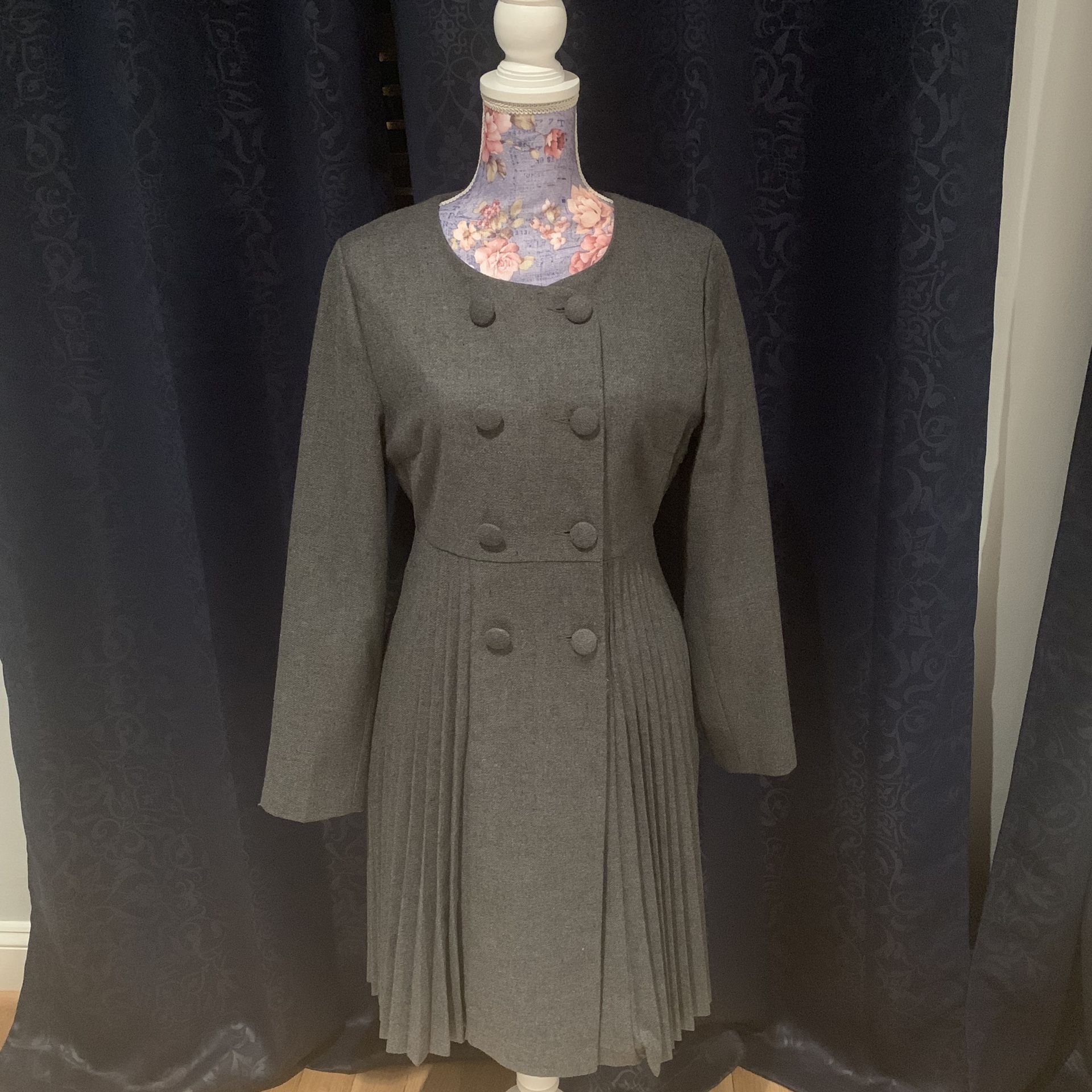 NWOT Darling Wool Top Coat Pleated Dark Grey Jacket/Coat -Size M