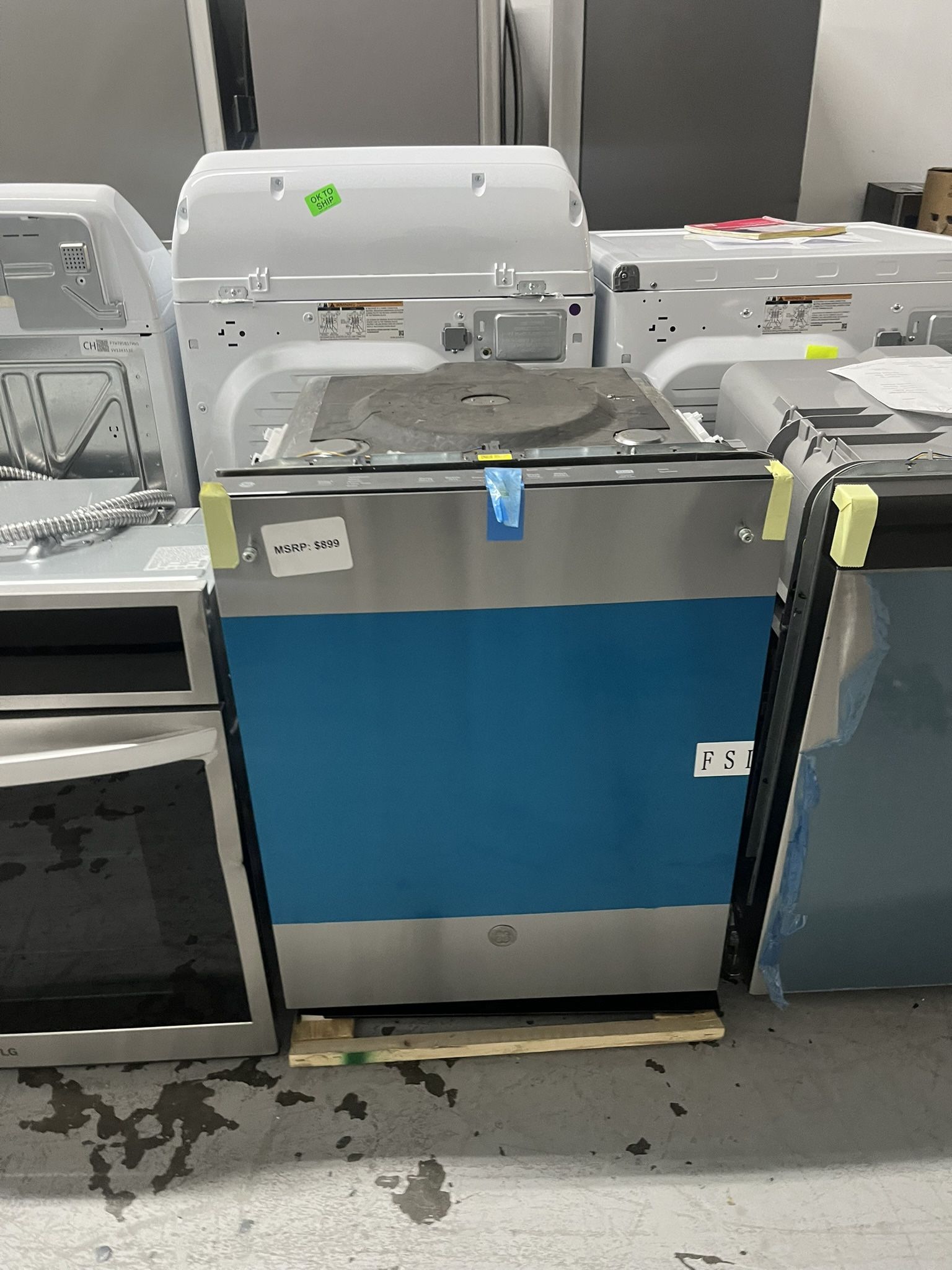 Ge 24 in. Top Control Built-In Tall Tub Dishwasher in Fingerprint Resistant Stainless with Dry Boost