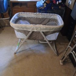Bassinet 