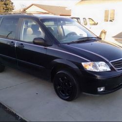 2000 Mazda MPV