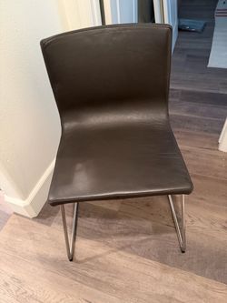 Desk chair