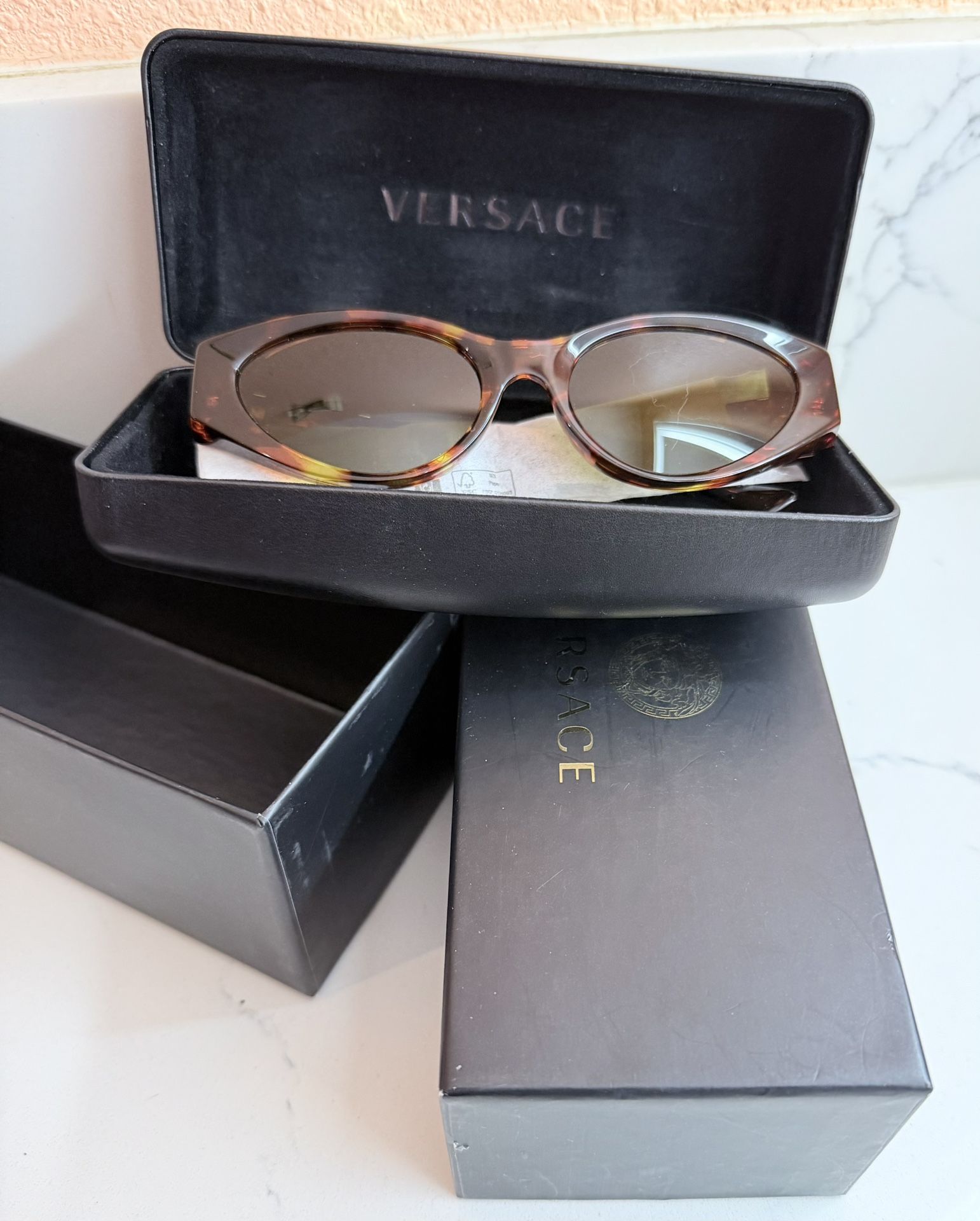 Sunglasses Versace Originality 