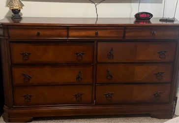 Bed room set $900