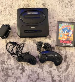 Sega Genesis Console Bundle – 2 Controllers + Sonic CIB – Tested