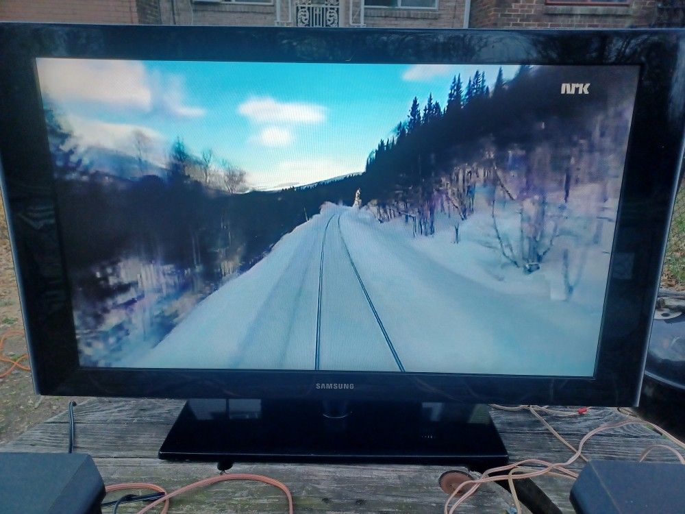 40"SAMSUNG 1080P TV WITH ROKU STREAMING STICK $120 FINAL PRICE 