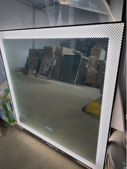 Led mirror 36x36