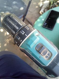 Makita drill