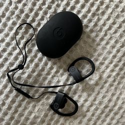 Powerbeats 3