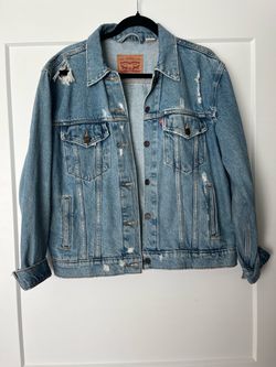 Women’s vintage Levi denim jacket