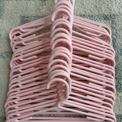 26 Pink Clothes Hangers Kids
