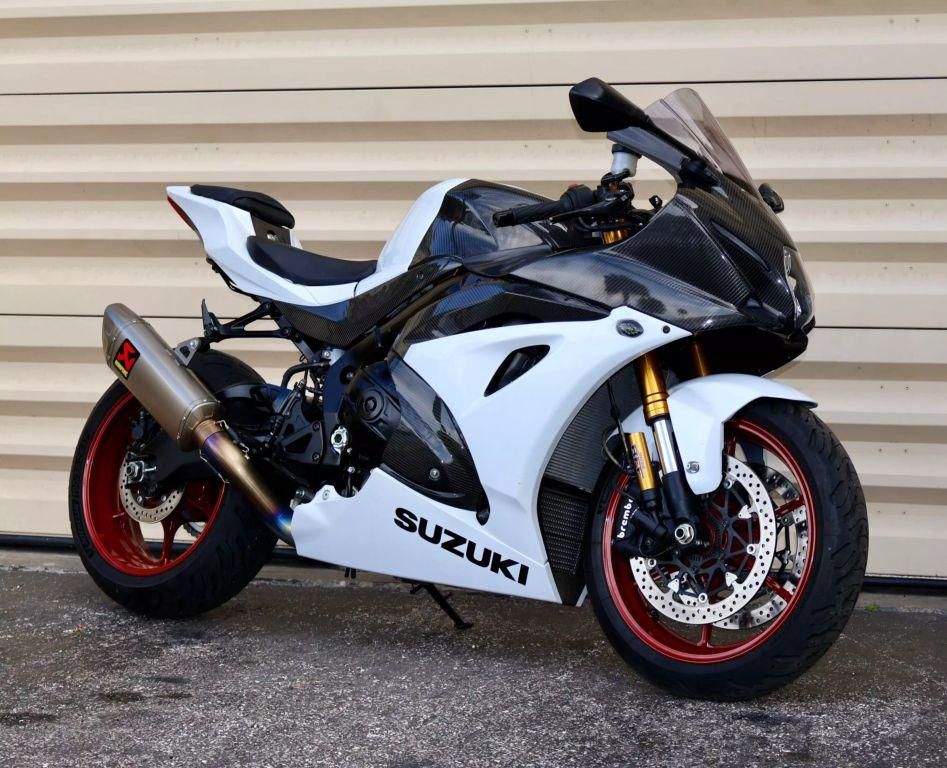 2023 Suzuki GSXR1000