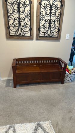 Sitting hall bench