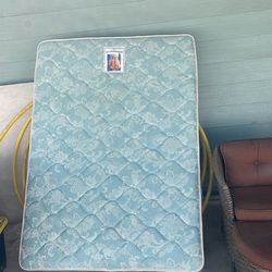 Full Size Mattress + Box Spring + Metal