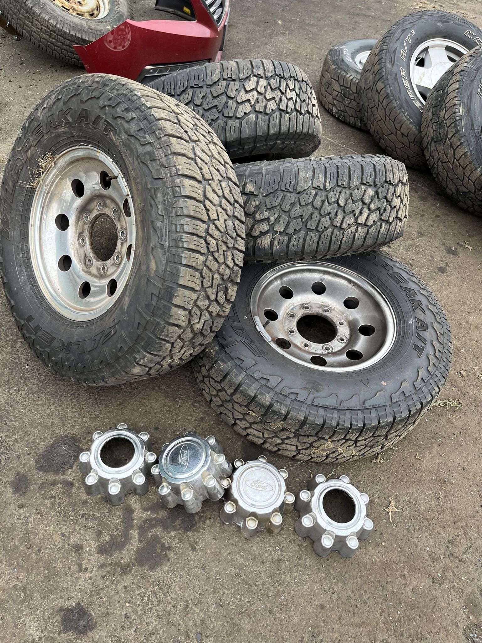 265/75/16 Wild Peak A/t Tires X4 