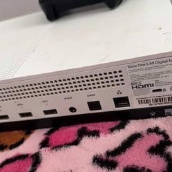 Xbox 1 S No Disk Drive 1 Tb 