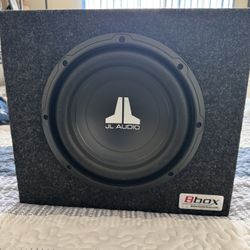 JL Audio 10 Subwoofer With Box