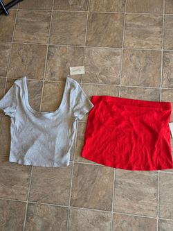 Blusas nuevas Size L y X L $12 x las 2