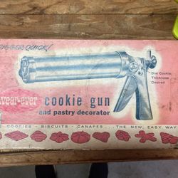 Wear Ever Cookie Gun “press”Vintage 50’s