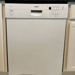 Bosch dishwasher Barely Used