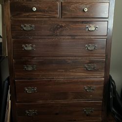 7-Door Dresser and 5-Drawer Twin Nightstands