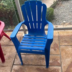 Tiny Chair 