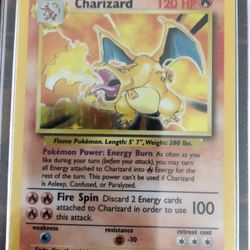 Pokémon Base Set Charizard 