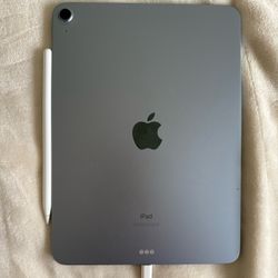 iPad Air (4th Generation) Blue 64 GB