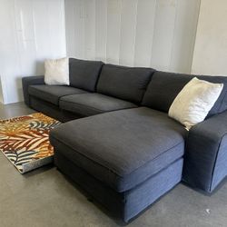 GRAY SECTIONAL COUCH W/ FREE DELIVERY 