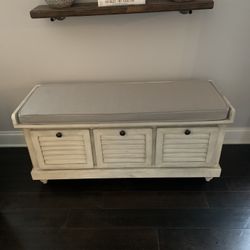 Farmhouse Storage Bench