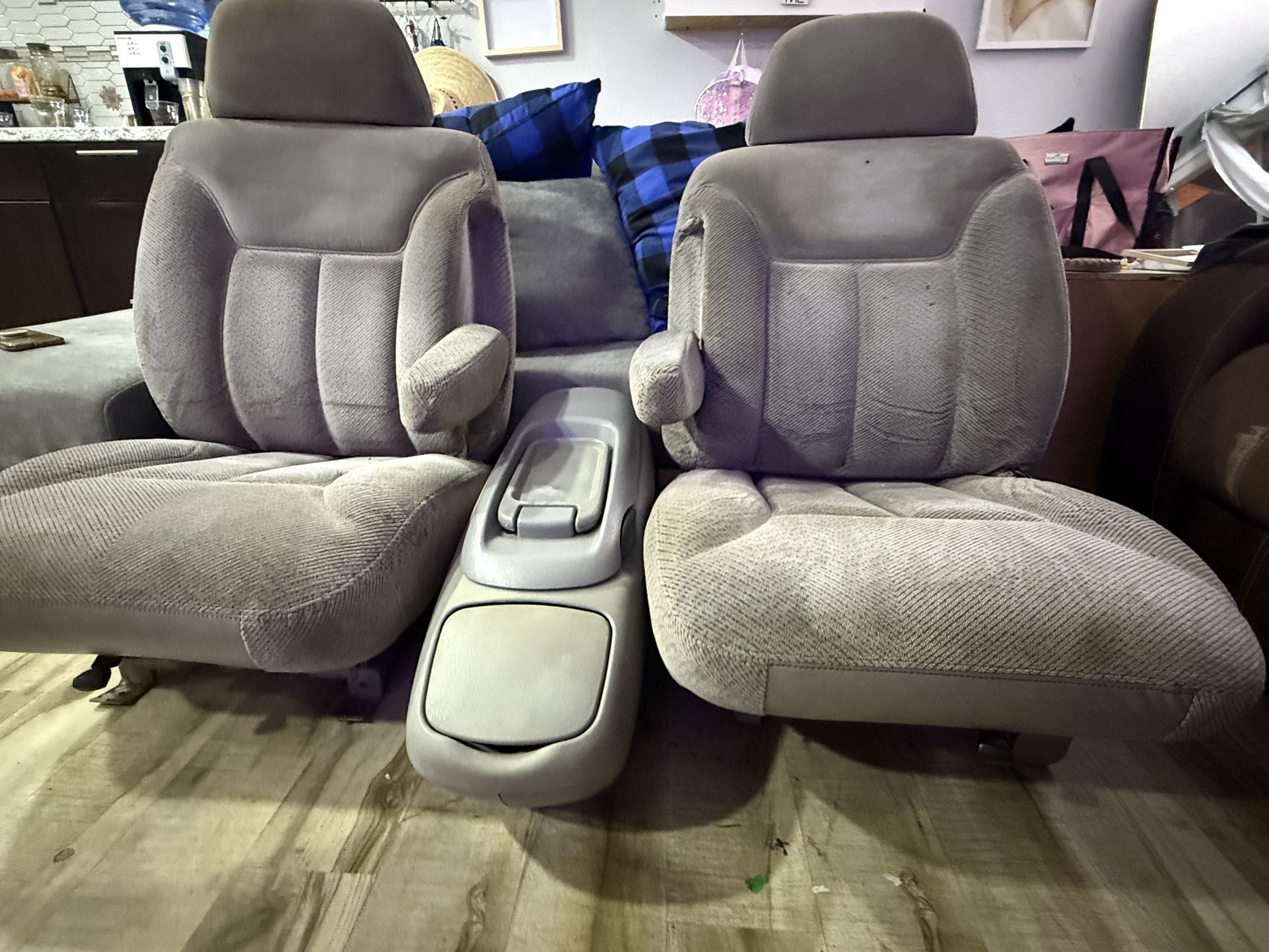 Silverado And GMC Obs Seats 💺