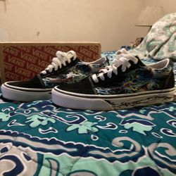 Vans Old Skool Zap Glow In The Dark Skull X House Of Terror Woman Shoes 