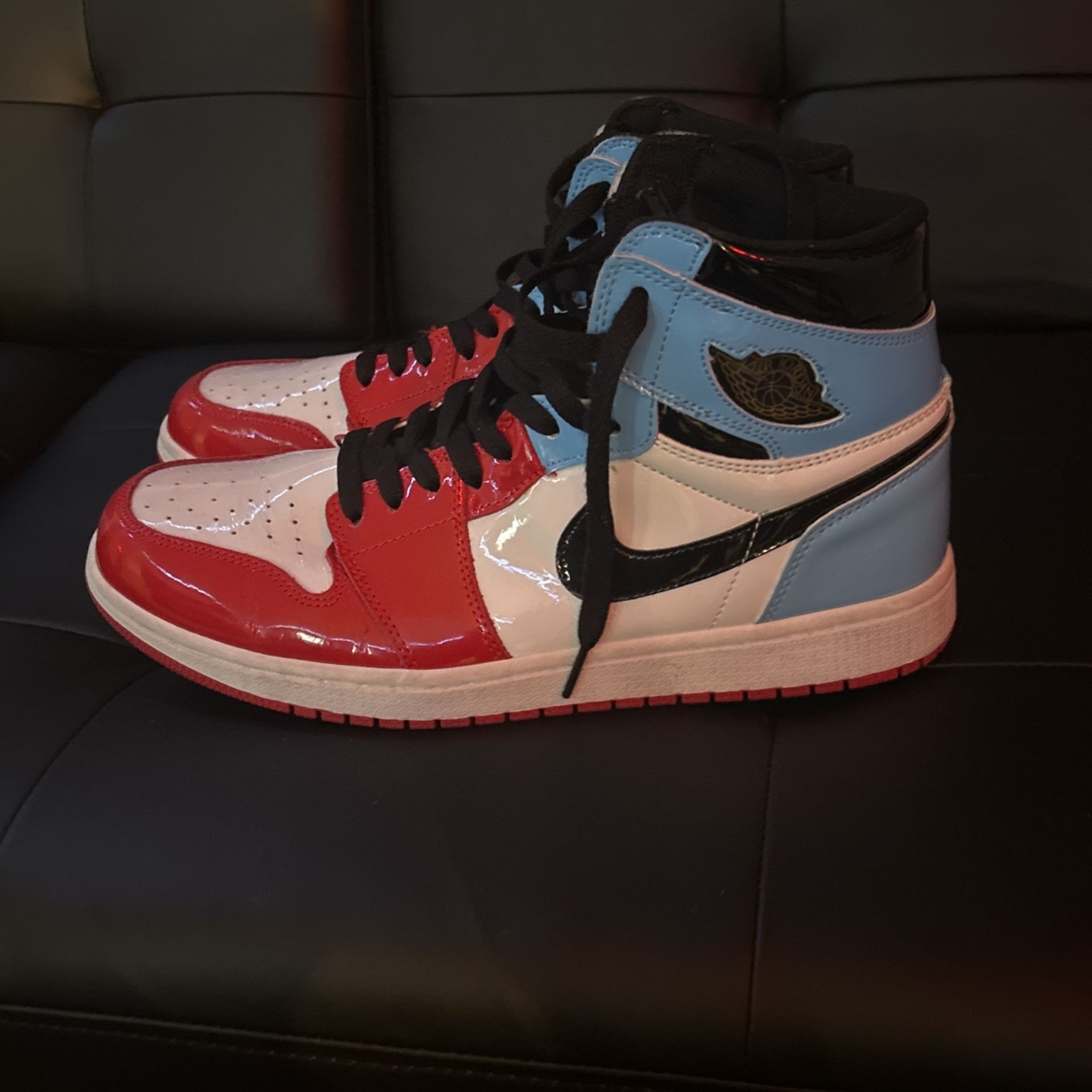 Jordan 1s Size 11 Red Blue White