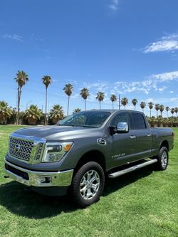 2016 Nissan Titan